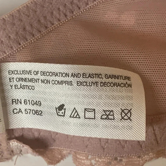 WACOAL Embrace Lace Bra Underwire Plunge Neckline 32F - Picture 8 of 12